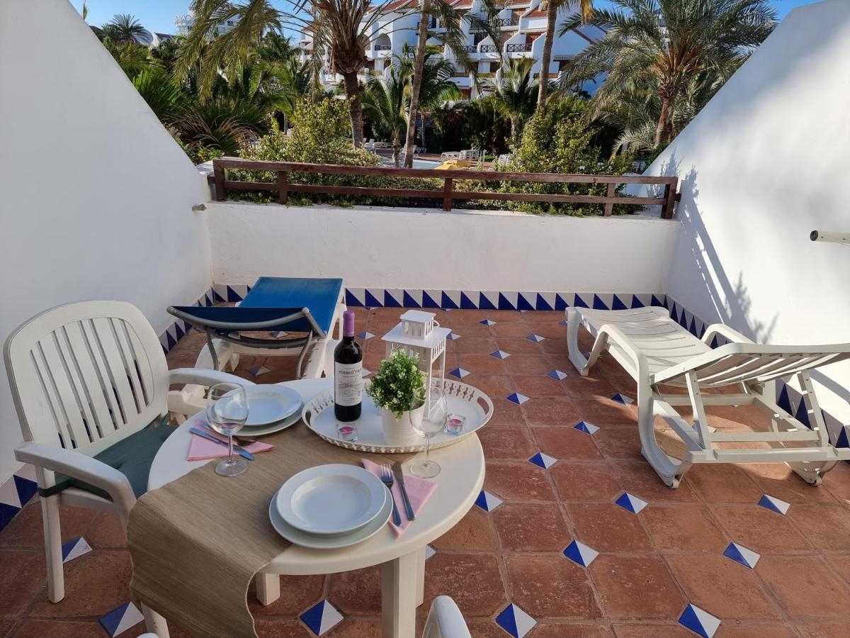 Studio Apartment No 1 Directly On The Beach And Sea, Terrace, Heated Pool, Wifi Playa de las Américas Exterior foto