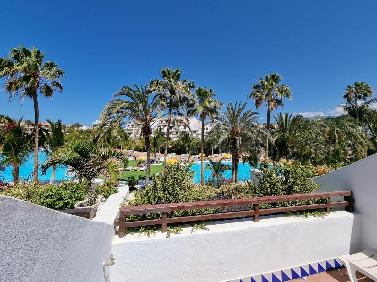 Studio Apartment No 1 Directly On The Beach And Sea, Terrace, Heated Pool, Wifi Playa de las Américas Exterior foto